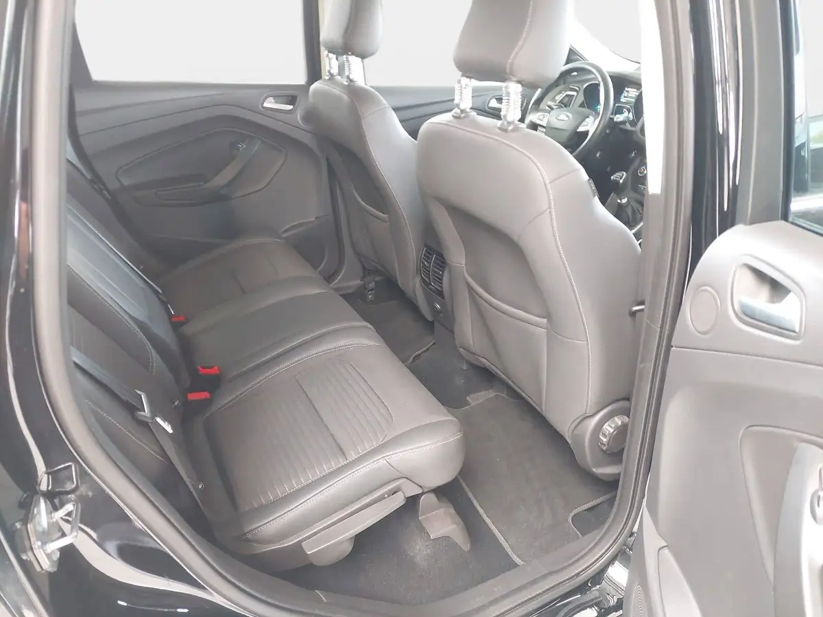 FORD KUGA 1.5 ECOBOOST TITANIUM 4X2 STANDHEIZ KAMERA 8FACH