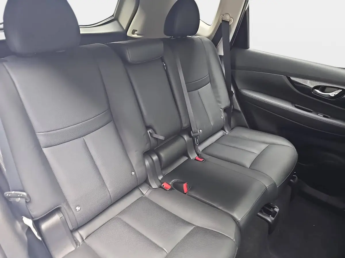 NISSAN X-TRAIL 1.7 DCI AHK TEKNA 4X4 STANDHEIZUNG