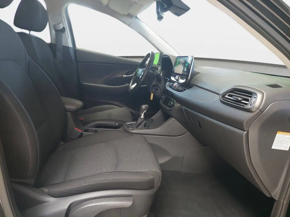 HYUNDAI I30 1.5 T-GDI KOMBI PRIME LED WINTER DAB KAMERA ALLWET