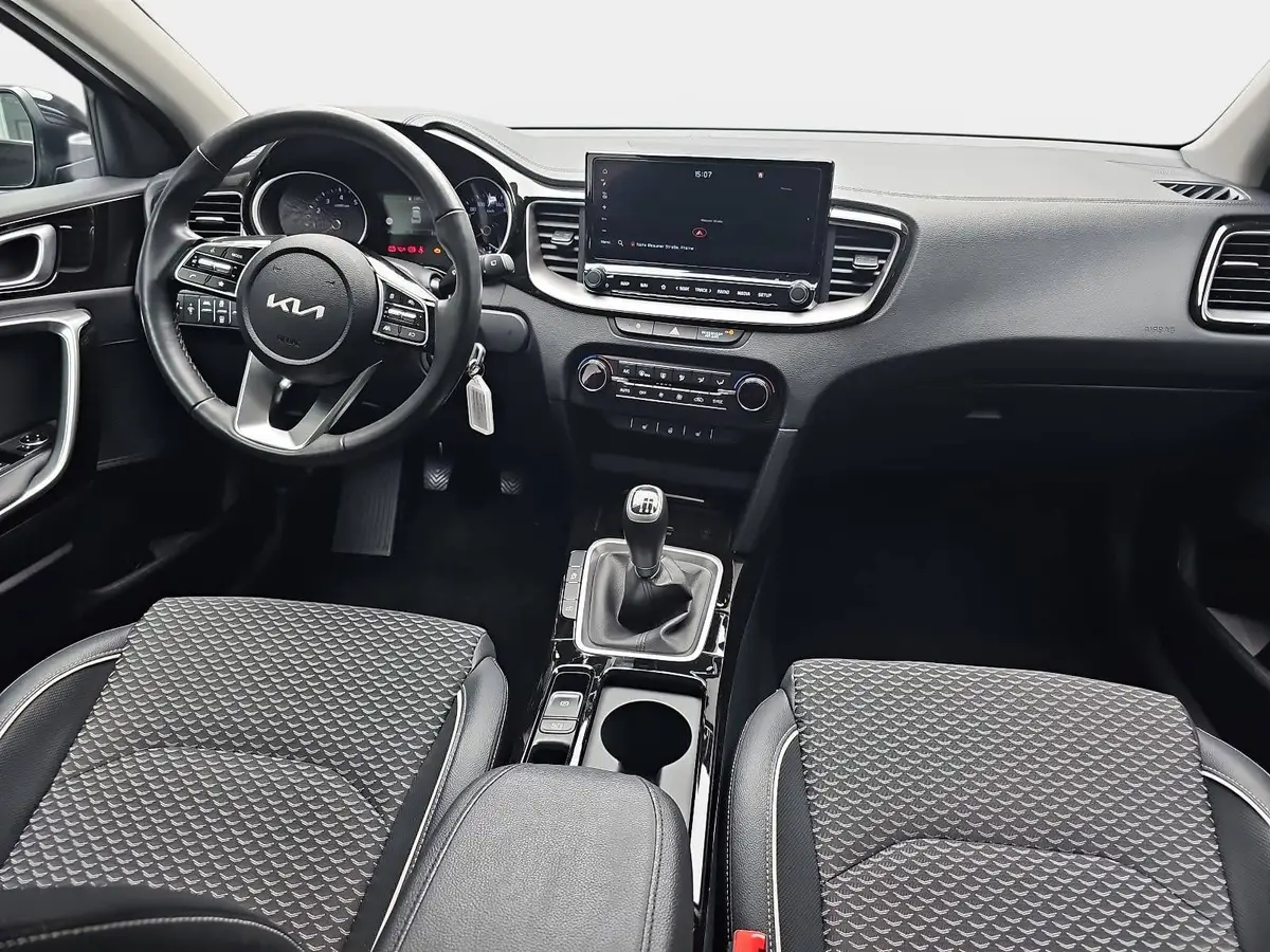 KIA XCEED 1.0 T-GDI VISION KOMFORT LED