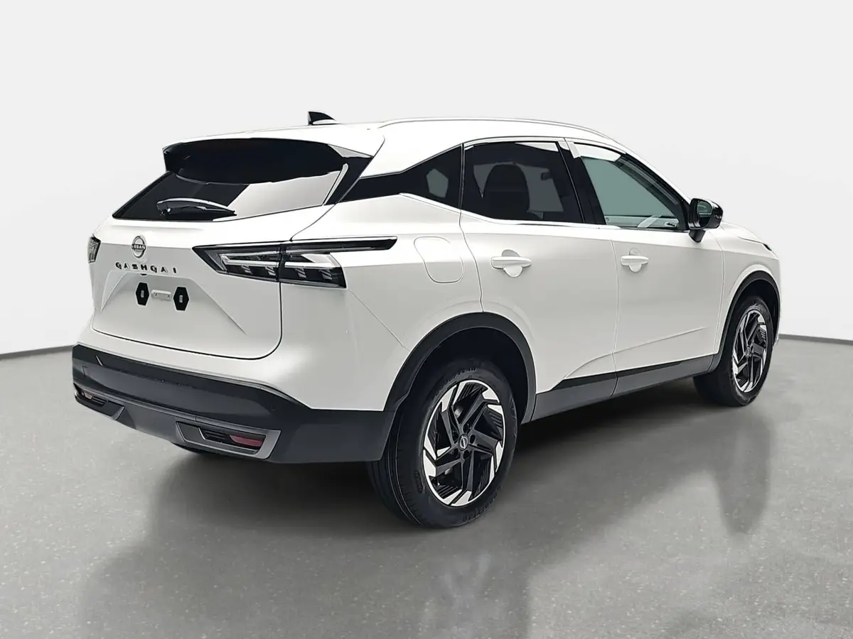NISSAN QASHQAI 1.3 DIG-T MHEV AUTO. N-CONNECTA WINTER EL-HECKKLAPPE