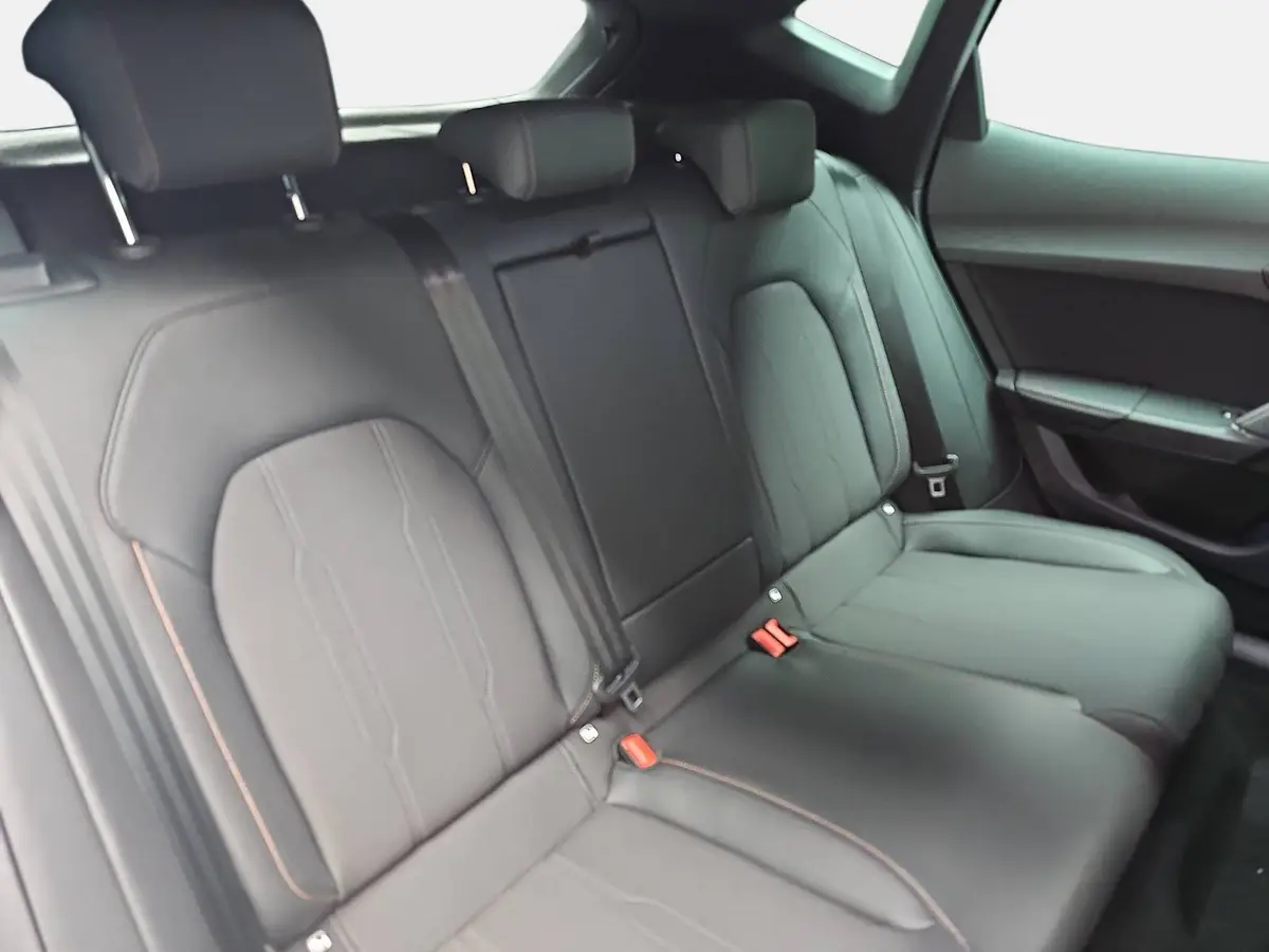 CUPRA FORMENTOR 1.5 ETSI DSG LED EDGE PAKET EL.HECKKLAPPE KAM