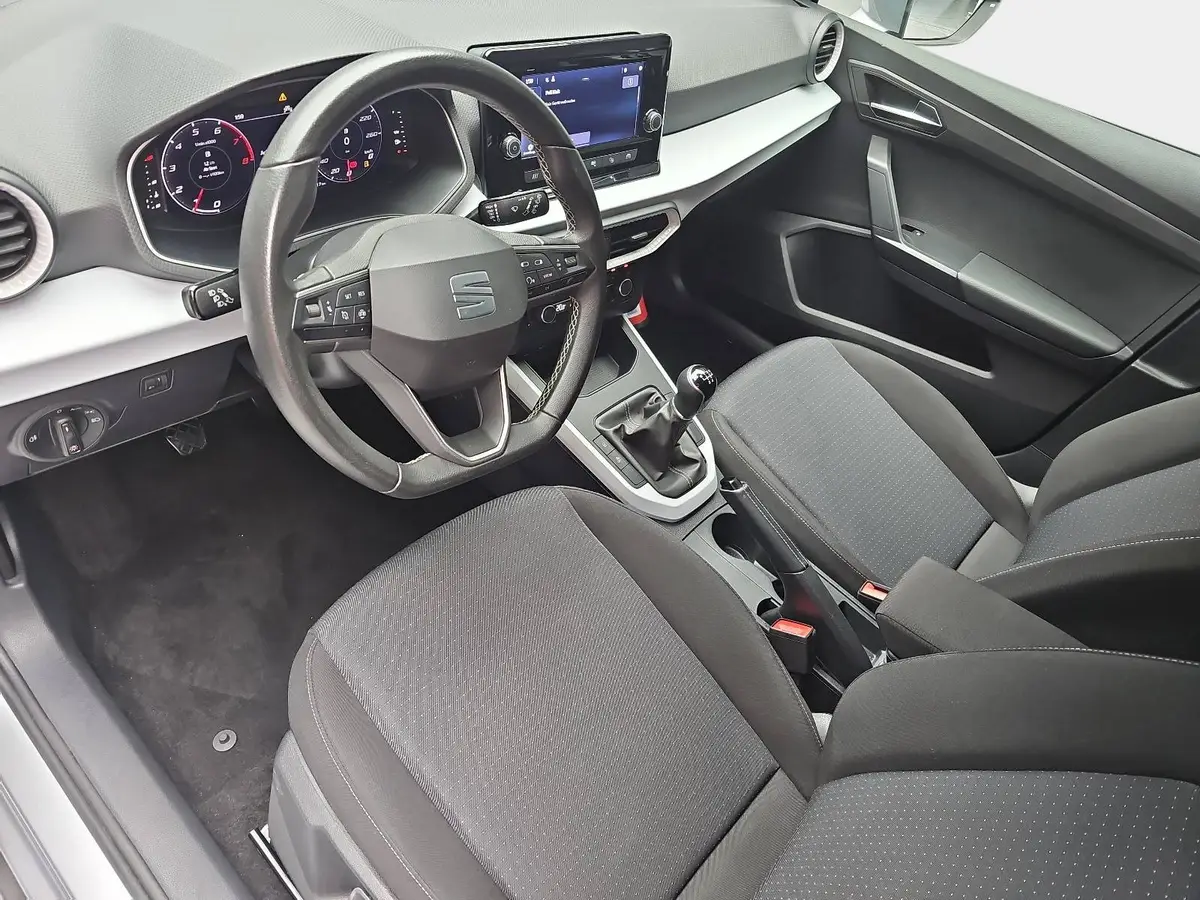 SEAT ARONA 1.0 TSI MOVE! LED KLIMAAUTO FULL-LINK DAB LM16