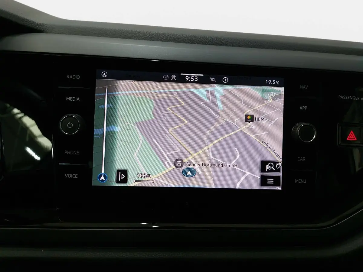 VW TAIGO 1.0 TSI DSG R-LINE NAVI MATRIX LM18