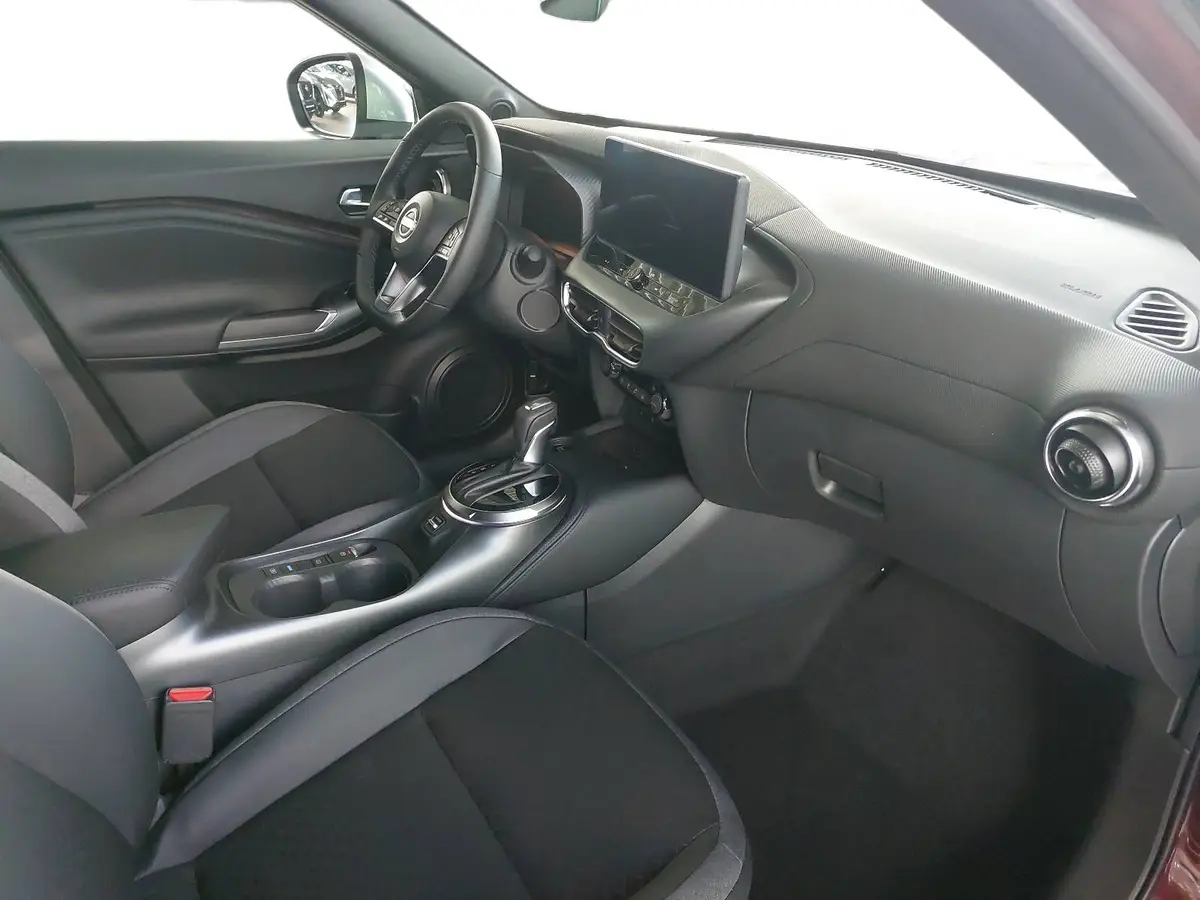 NISSAN JUKE 1.6 HYBRID AUTO. N-CONNECTA WINTER 2-FARBEN