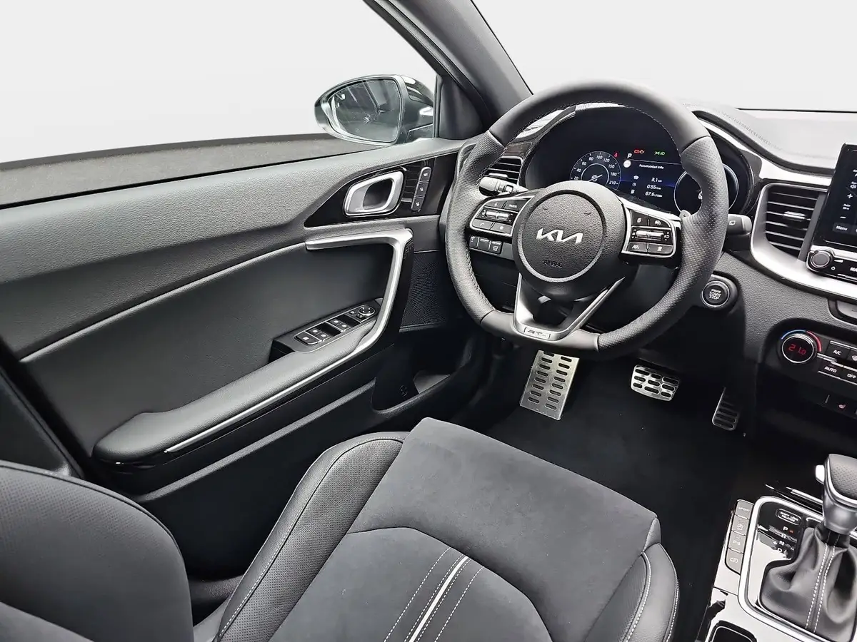 KIA XCEED 1.6 T-GDI 150 DCT GT-LINE MJ26 LEDER