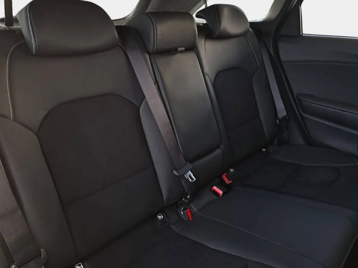 KIA CEED SW 1.5 T-GDI DCT7 GT-LINE TECHNOLOGIE LEDER PERFORMANCE