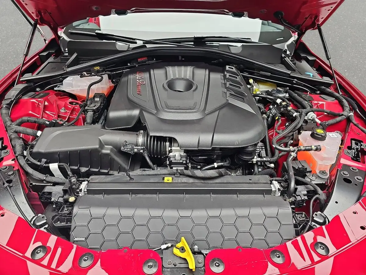 ALFA ROMEO GIULIA 2.2 DIESEL 16V Q4 VELOCE TECHNOLOGIE PAKET