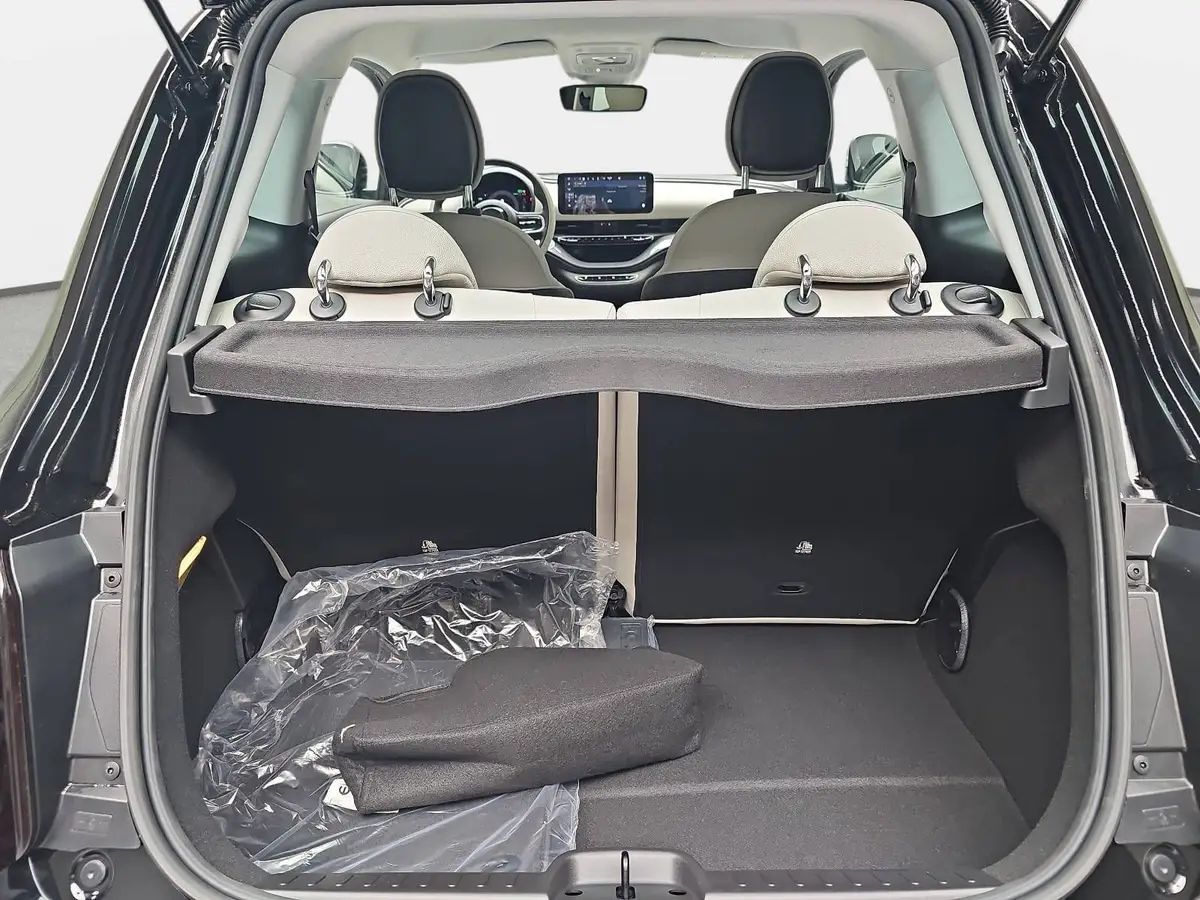 FIAT 500 ELEKTRO 42 KWH LA PRIMA MJ26