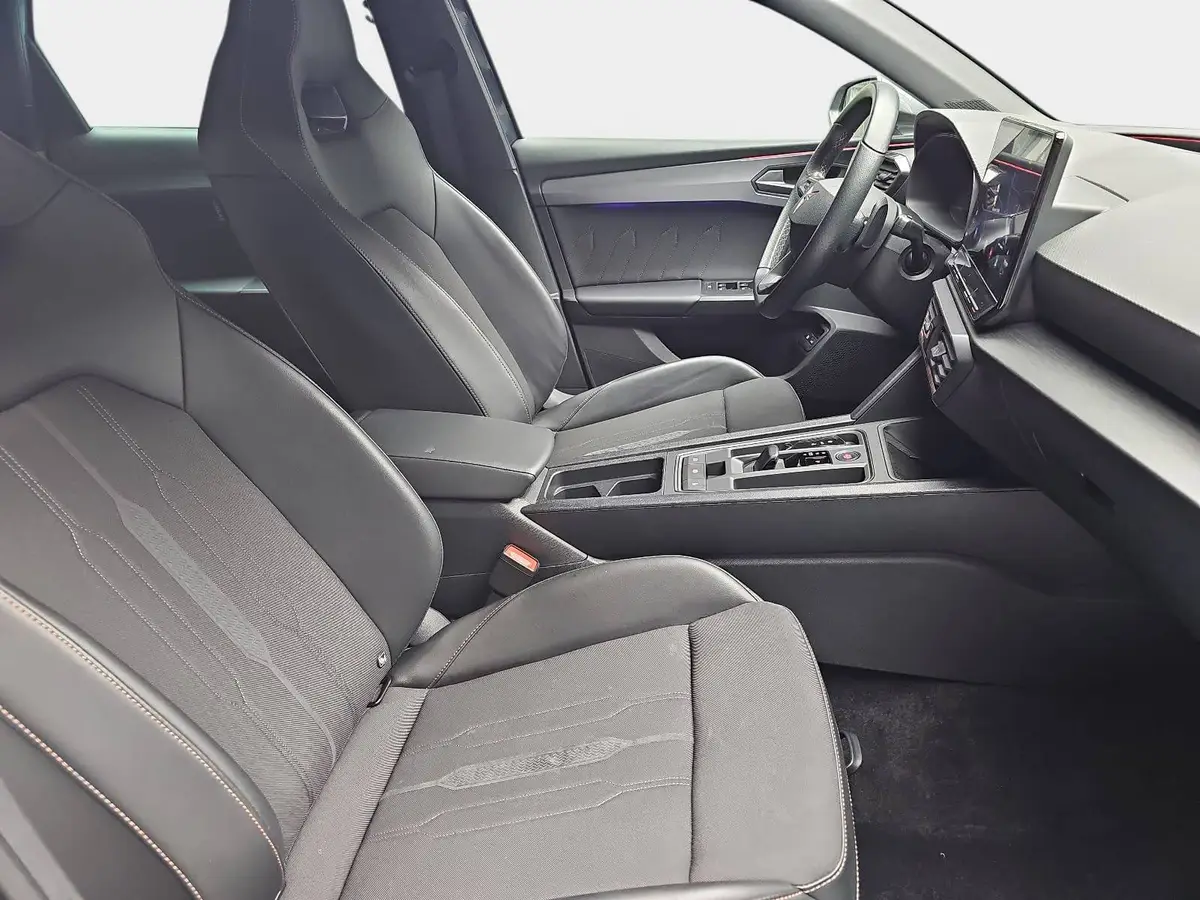 CUPRA LEON ST 1.4 E-HYBRID DSG NAVI MARIX KAMERA