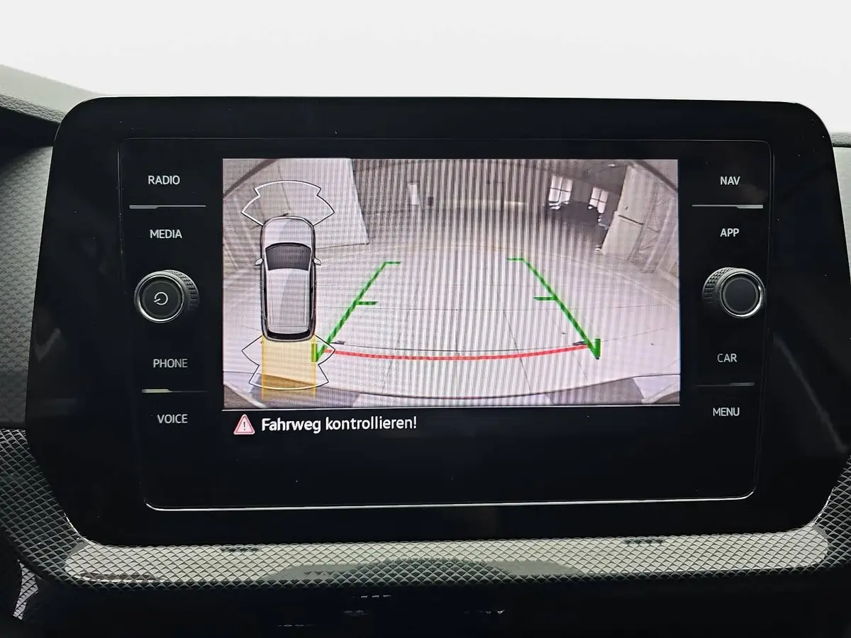 VW T-CROSS 1.0 TSI LIFE NAVI LED ACC LM17