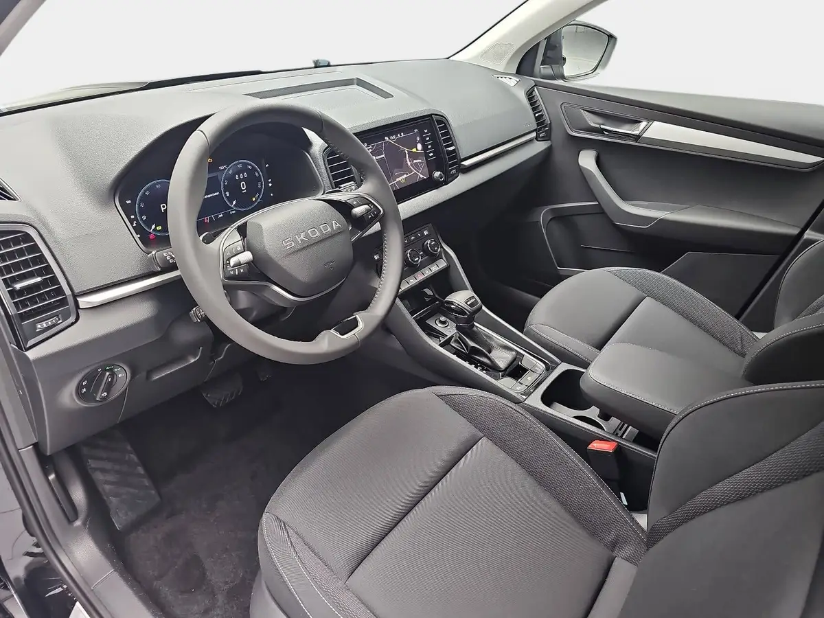 SKODA KAROQ 2.0 TDI DSG DRIVE NAVI LED AHK LM