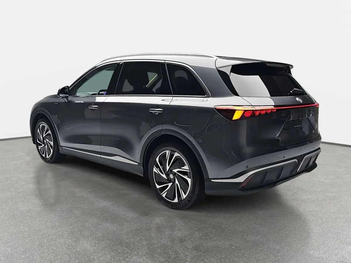 MG ANDERE EV 77 KWH LUXURY PANORAMA LEDER 20-ZOLL