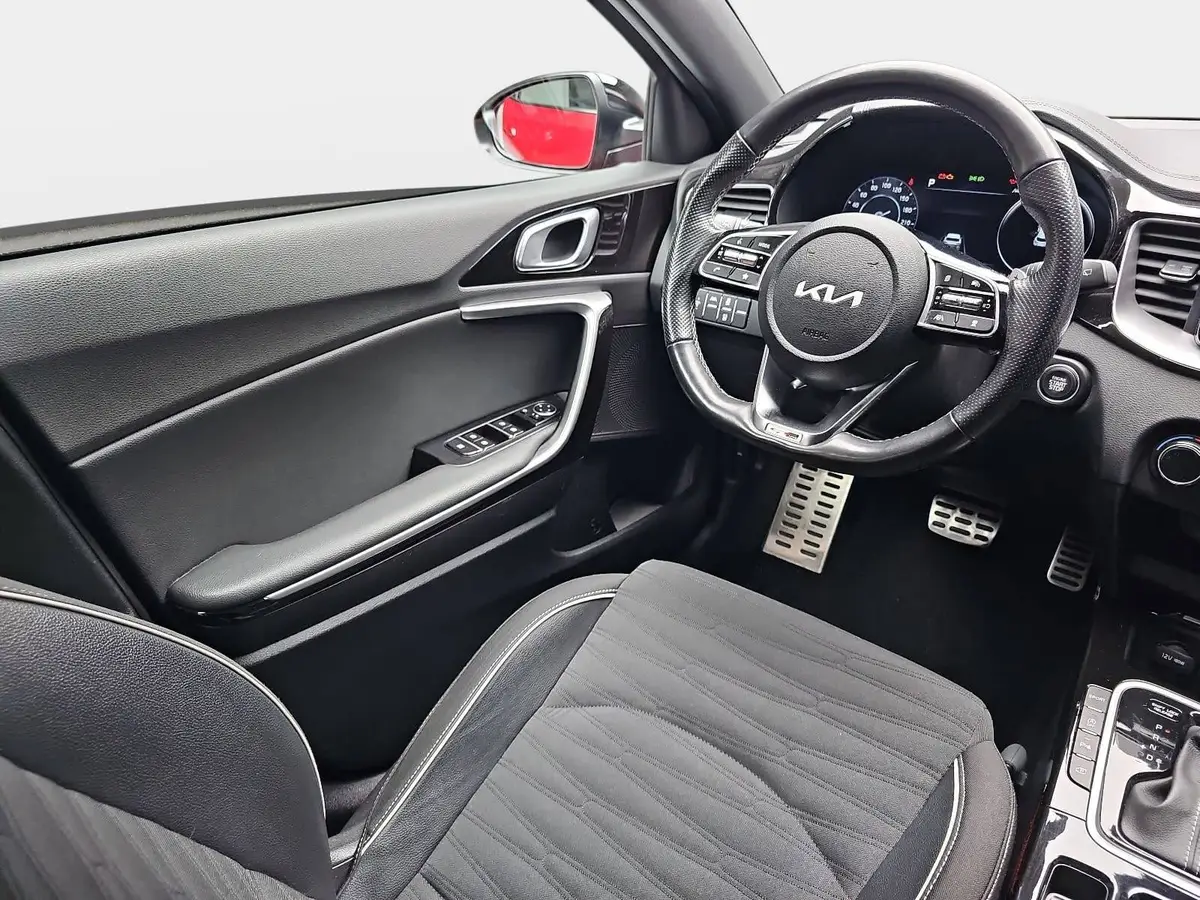 KIA XCEED 1.5 T-GDI GT LINE WINTER LED KAMERA