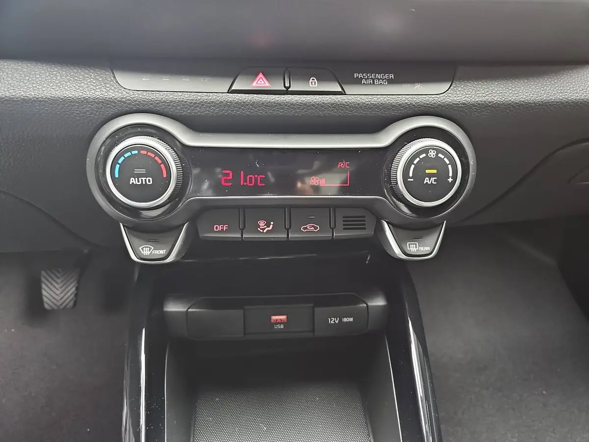 KIA STONIC 1.2 VISION SITZH. NAVI