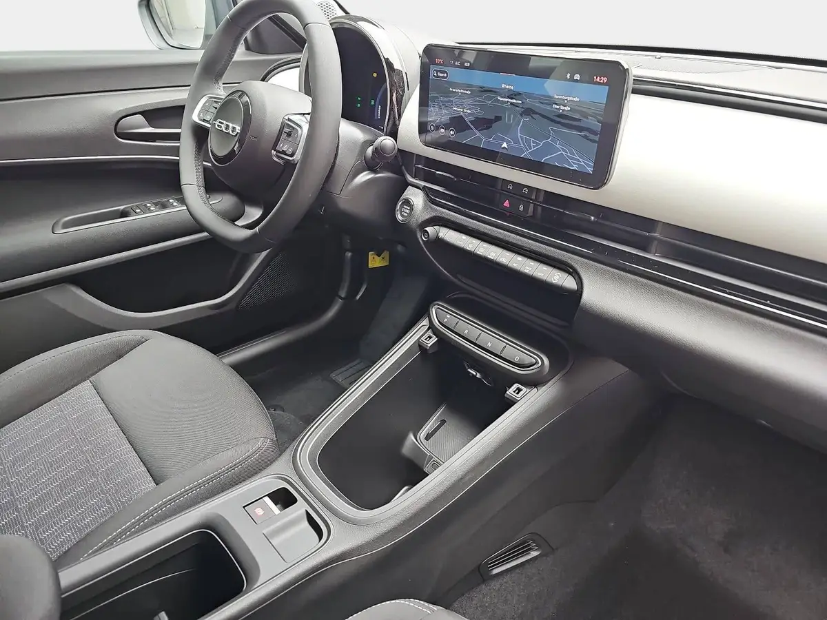 FIAT 600 1.2 T3 HYBRID DCT BUSINESS EDITION MJ26 ALLWETTERREIFEN