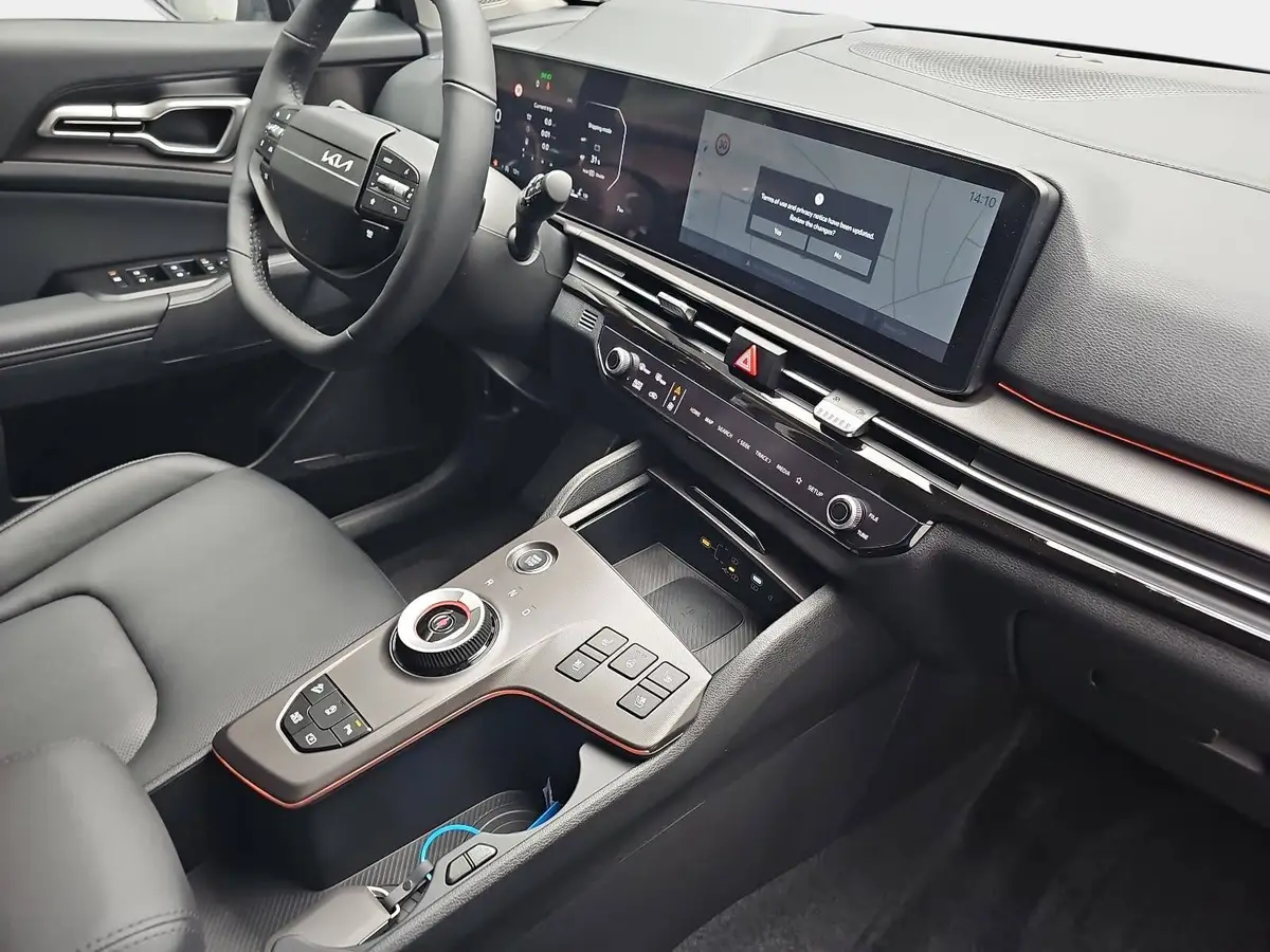 KIA SPORTAGE 1.6 T-GDI 180 AWD DCT SPIRIT MJ26 LEDER DRIVEWISE