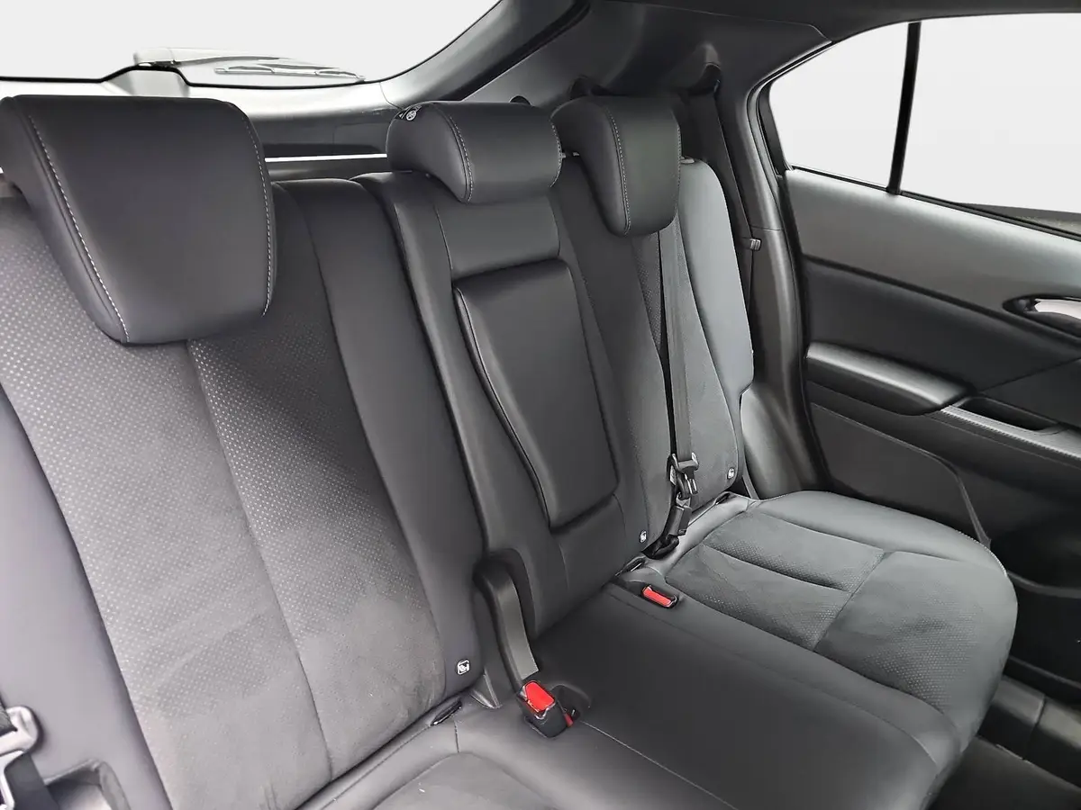 MITSUBISHI ECLIPSE CROSS 2.4 MIVEC PHEV CVT SELECT NAVI LED STANDH. 360° LM