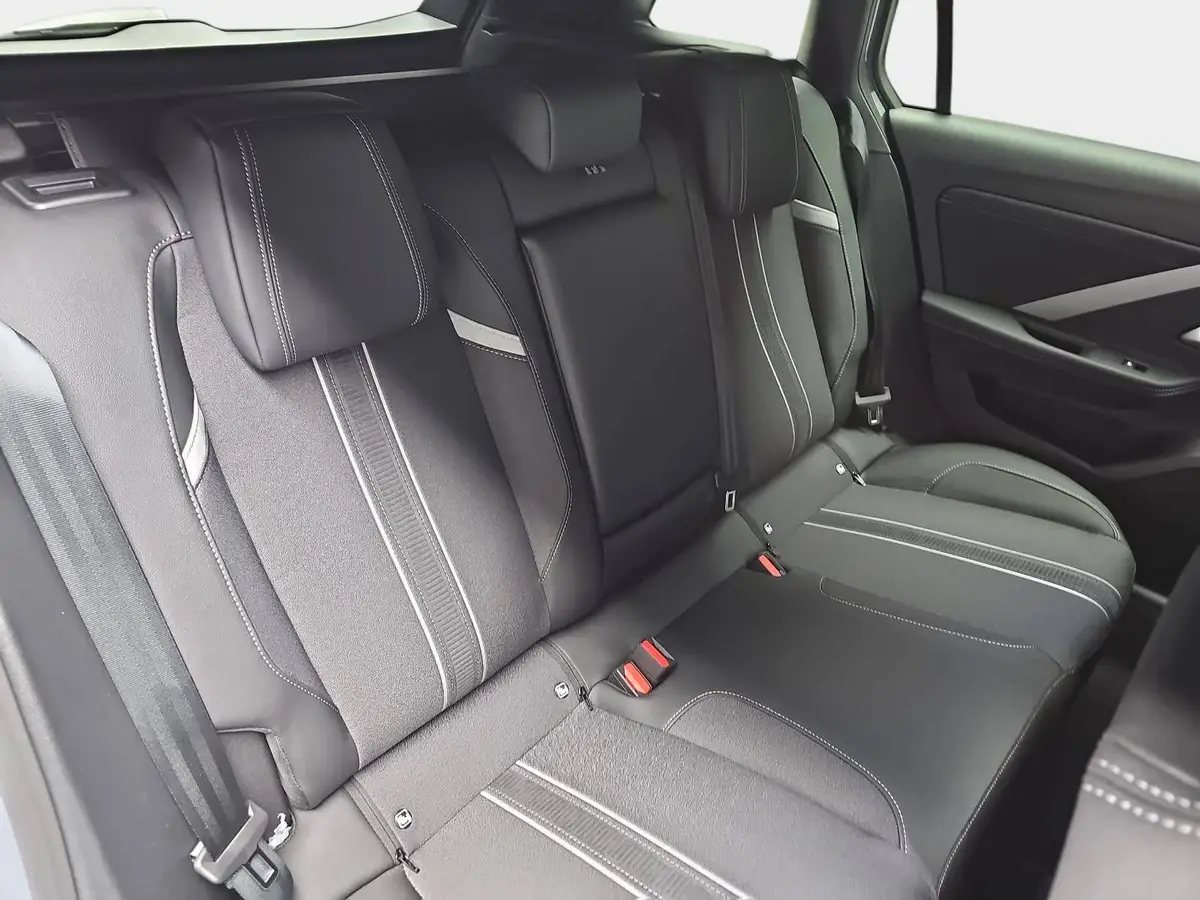 OPEL ASTRA 1.2 TURBO AUTO. SPORTS TOURER GS LED AGR WINTER KA