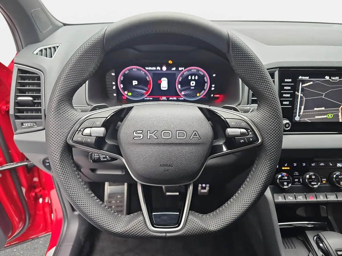 SKODA KAROQ 1.5 TSI DSG SPORTLINE NAVI LED-MATRIX PANO WINTER 