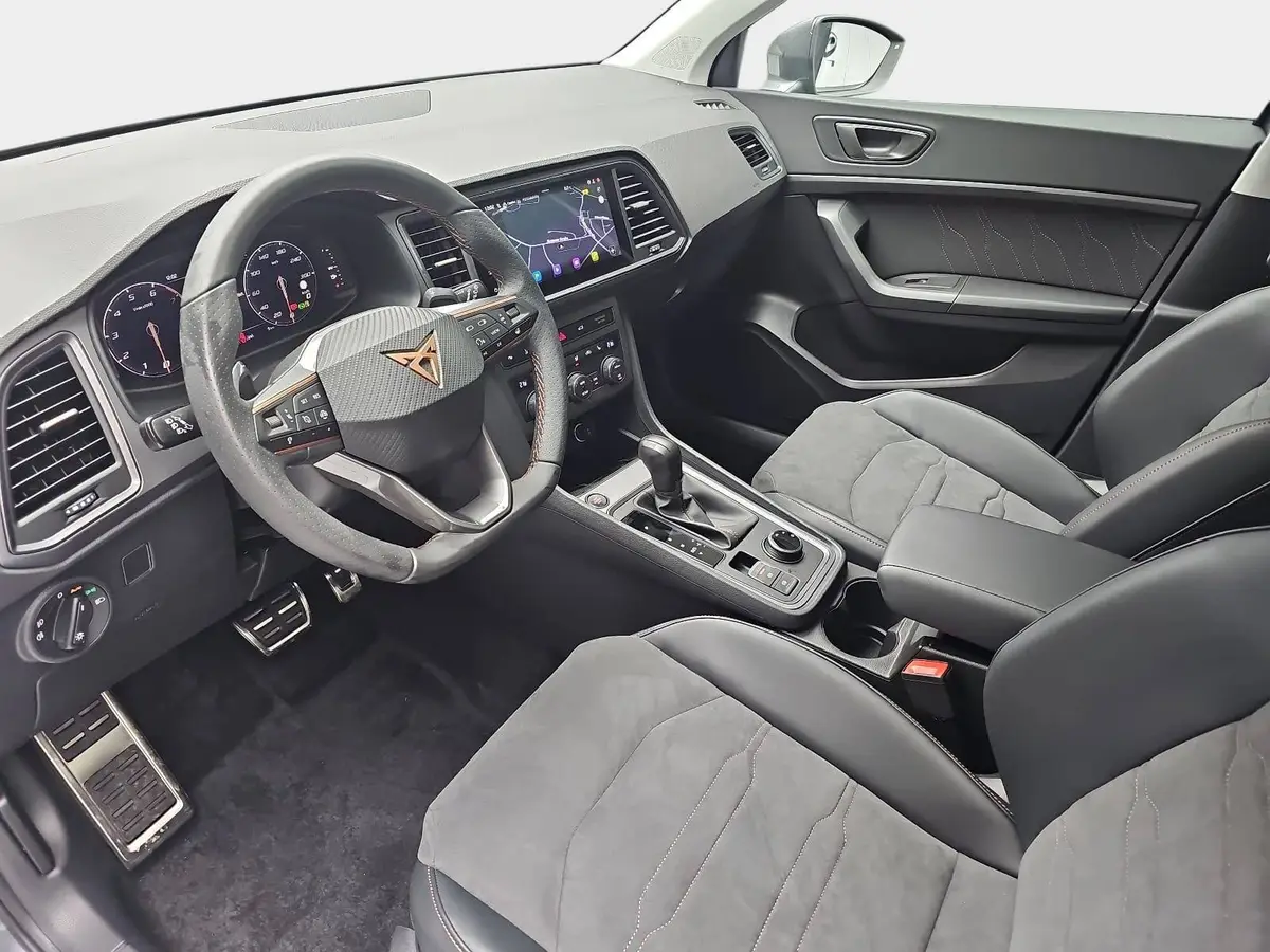 CUPRA ATECA 1.5 TSI DSG PANO P-ASSIST AHK