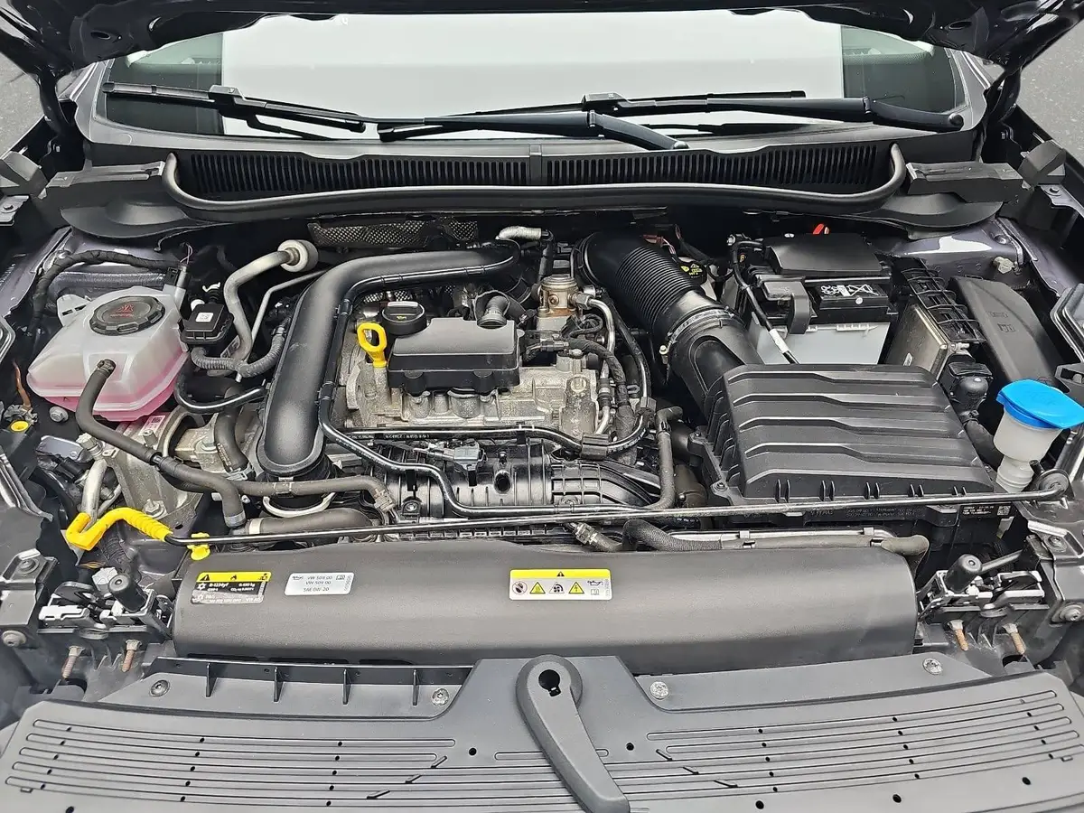 VW TAIGO 1.0 TSI LIFE NAVI KAMERA ACC LM