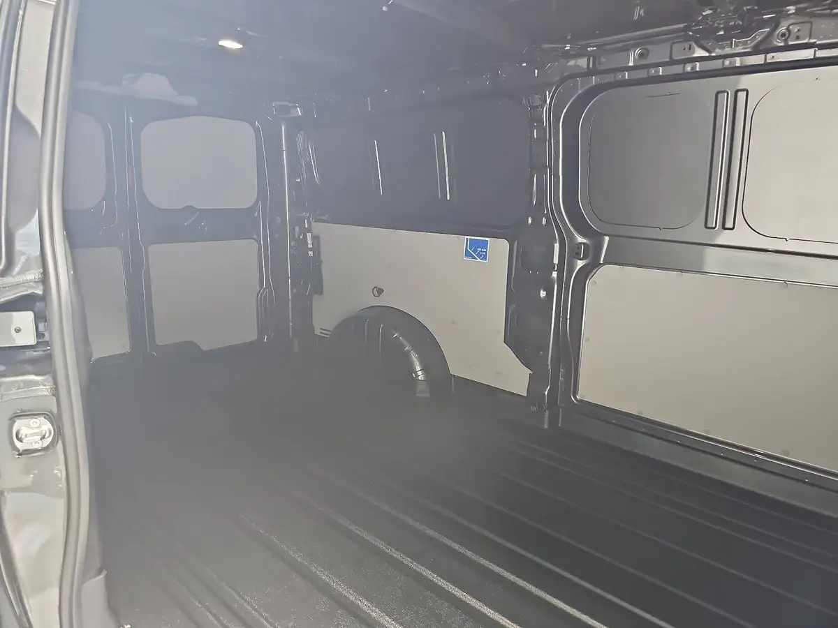 VW T7 TRANSPORTER 2.0 TDI DSG KASTEN L2H1 NAVI