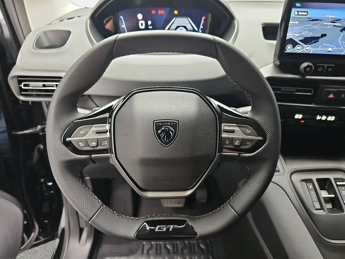 PEUGEOT RIFTER BLUEHDI 130 CV EAT8 GT L2 7-S NAVI LED AHK LM