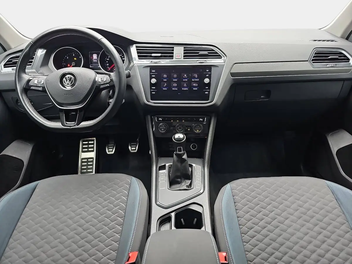 VW TIGUAN 2.0 TDI IQ.DRIVE ACC SPURPAKET TAILER-ASSIST PDC A