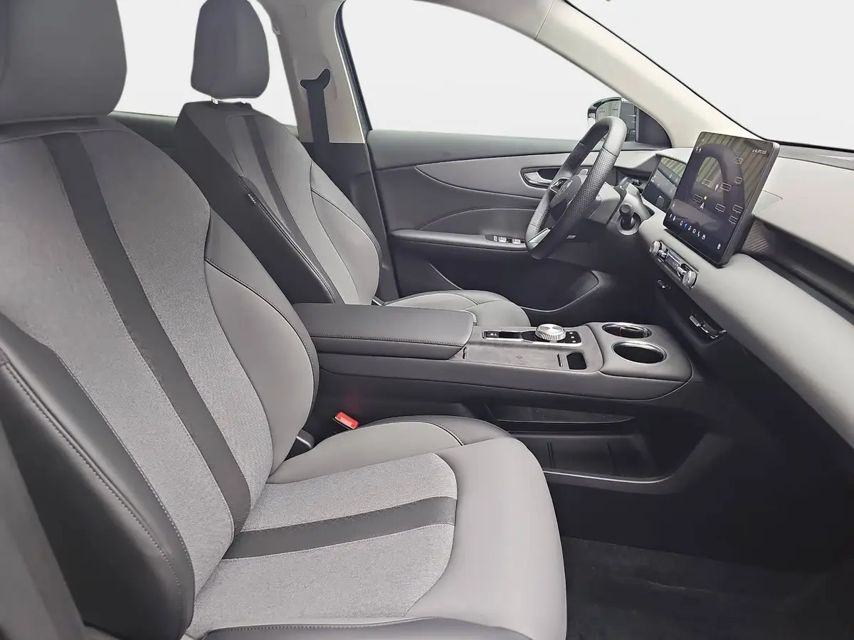 MG S5 EV 64 KWH MY25 LUXURY