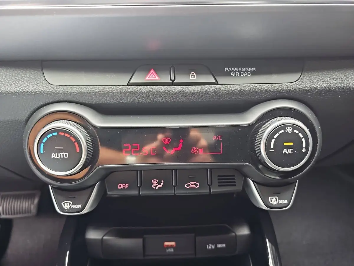 KIA STONIC 1.0 T-GDI 100 DCT VISION LED SITZH. NAVI