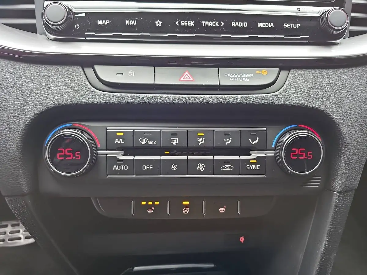 KIA XCEED 1.6 T-GDI 150 DCT GT-LINE MJ26 LEDER GLASDACH