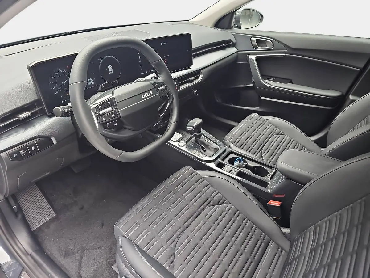 KIA XCEED 1.6 T-GDI 150 DCT SPIRIT MJ27 SOUND
