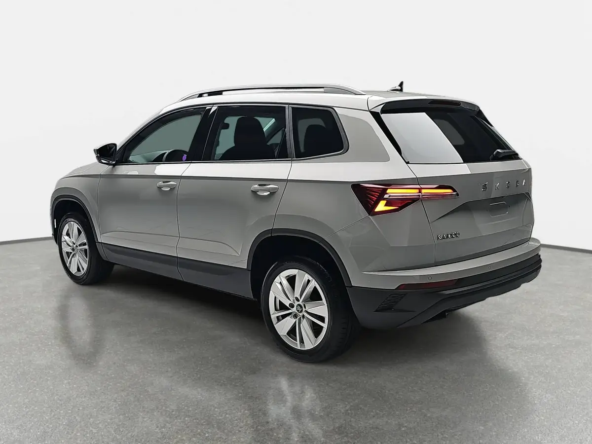 SKODA KAROQ 1.5 TSI DSG SELECTION NAVI LED ACC WINTER KAMERA A