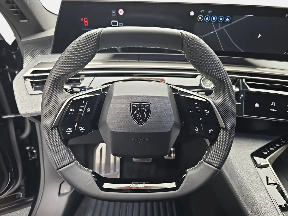 PEUGEOT 3008 1.2 HYBRID 145 E-DSC6 GT NAVI KLIMA LED AHK LM19