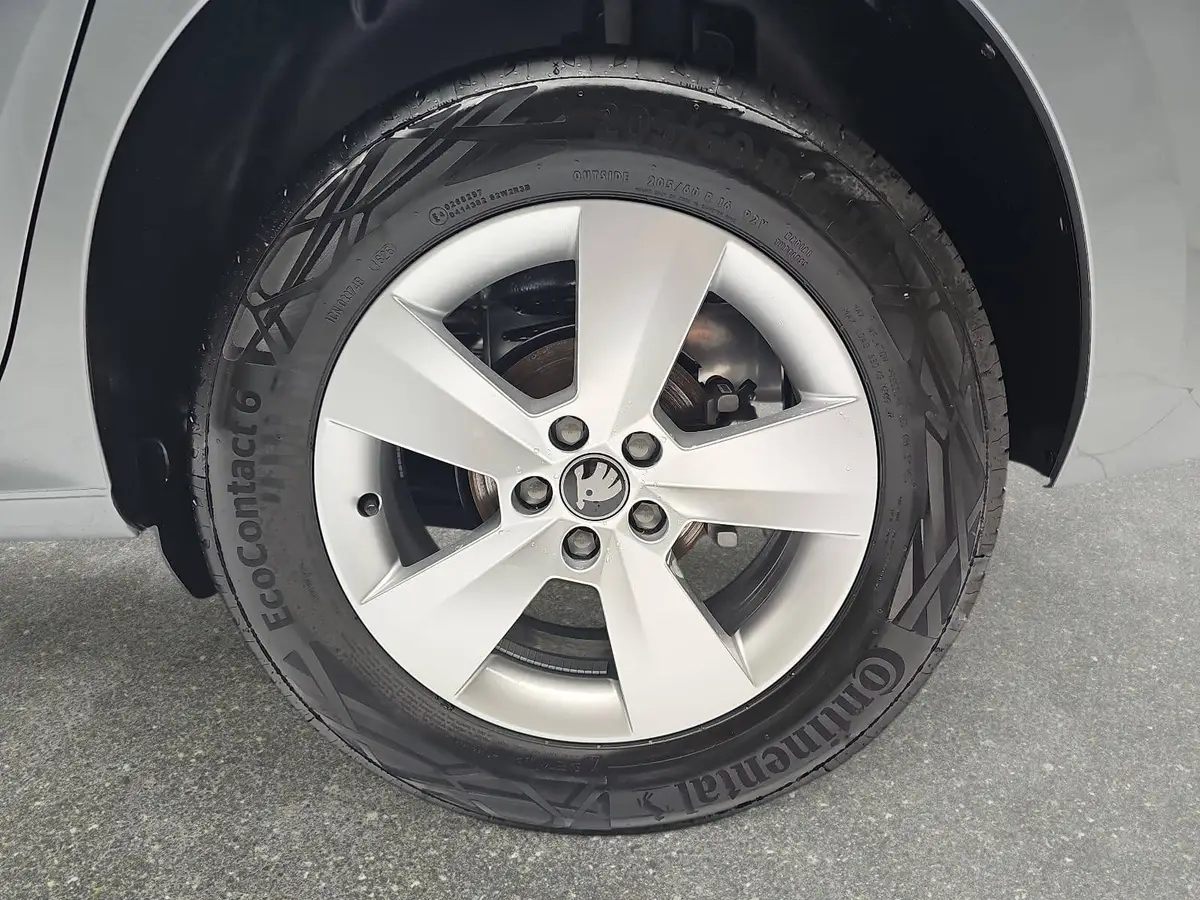 SKODA KAMIQ 1.0 TSI DSG CLASSIC LED KAMERA LM