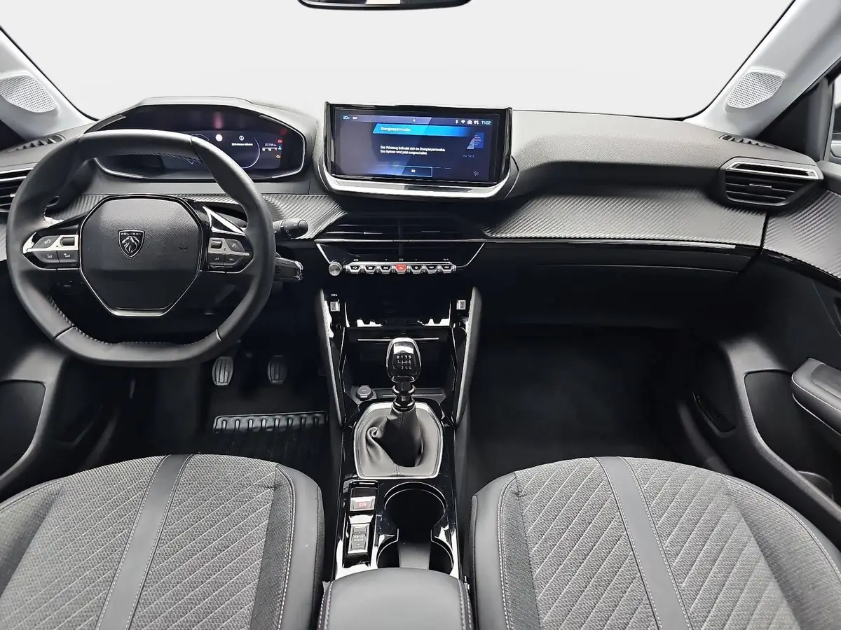 PEUGEOT 208 1.2 PURETECH 100 ALLURE LED DAB LM