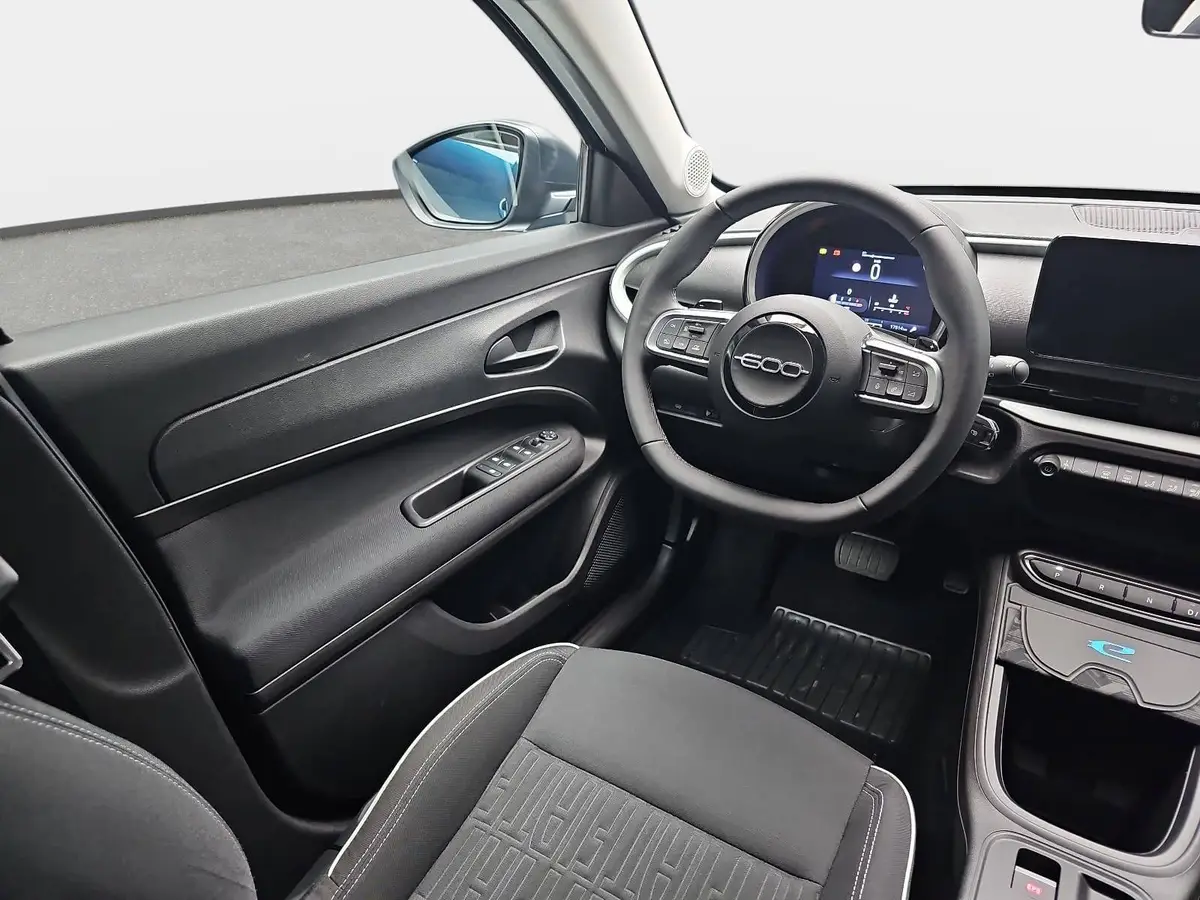 FIAT 600 1.2 T3 HYBRID DCT 125-JAHRE-EDITION