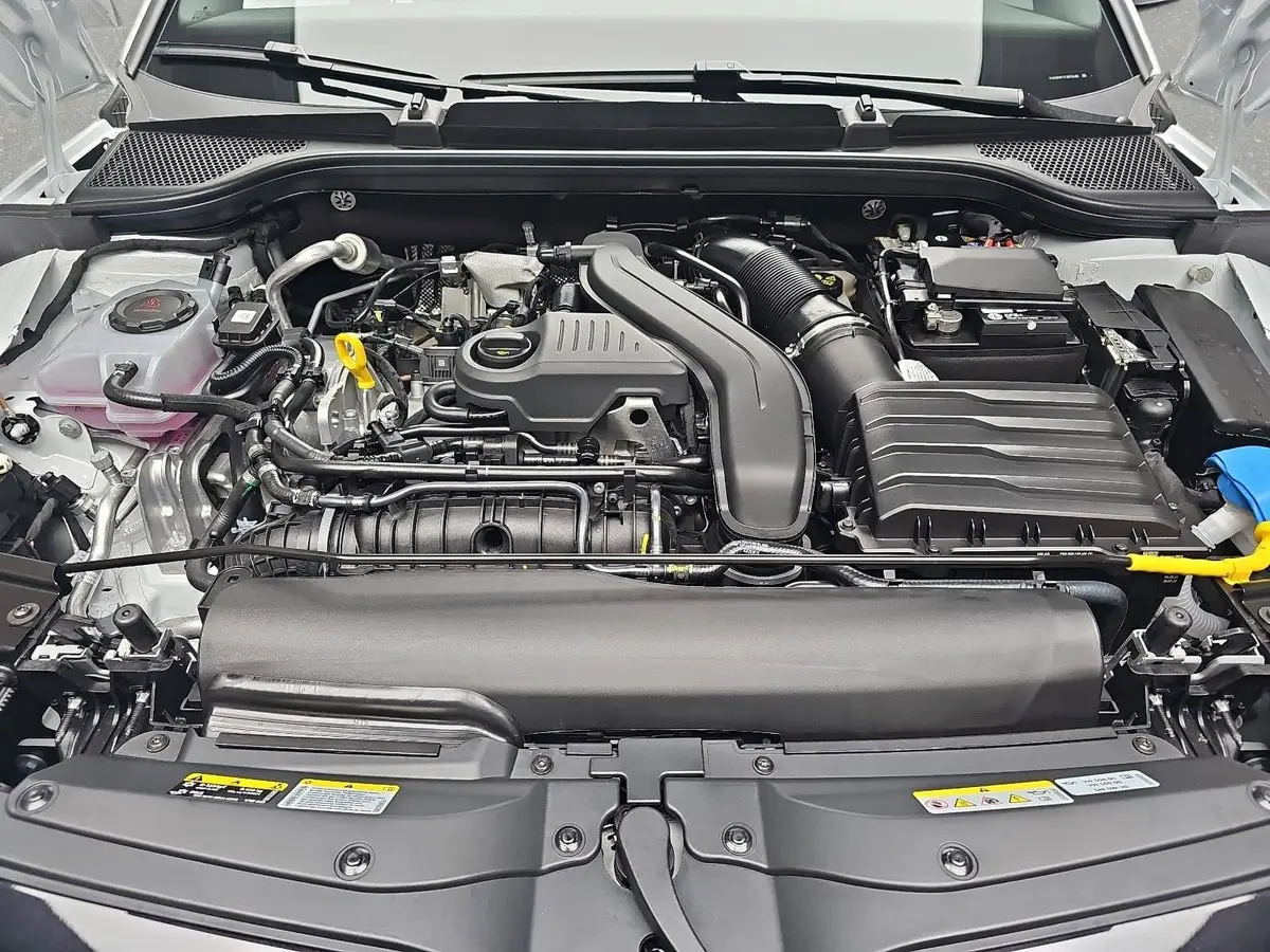 SKODA KAMIQ 1.5 TSI DSG MONTE CARLO NAVI LED