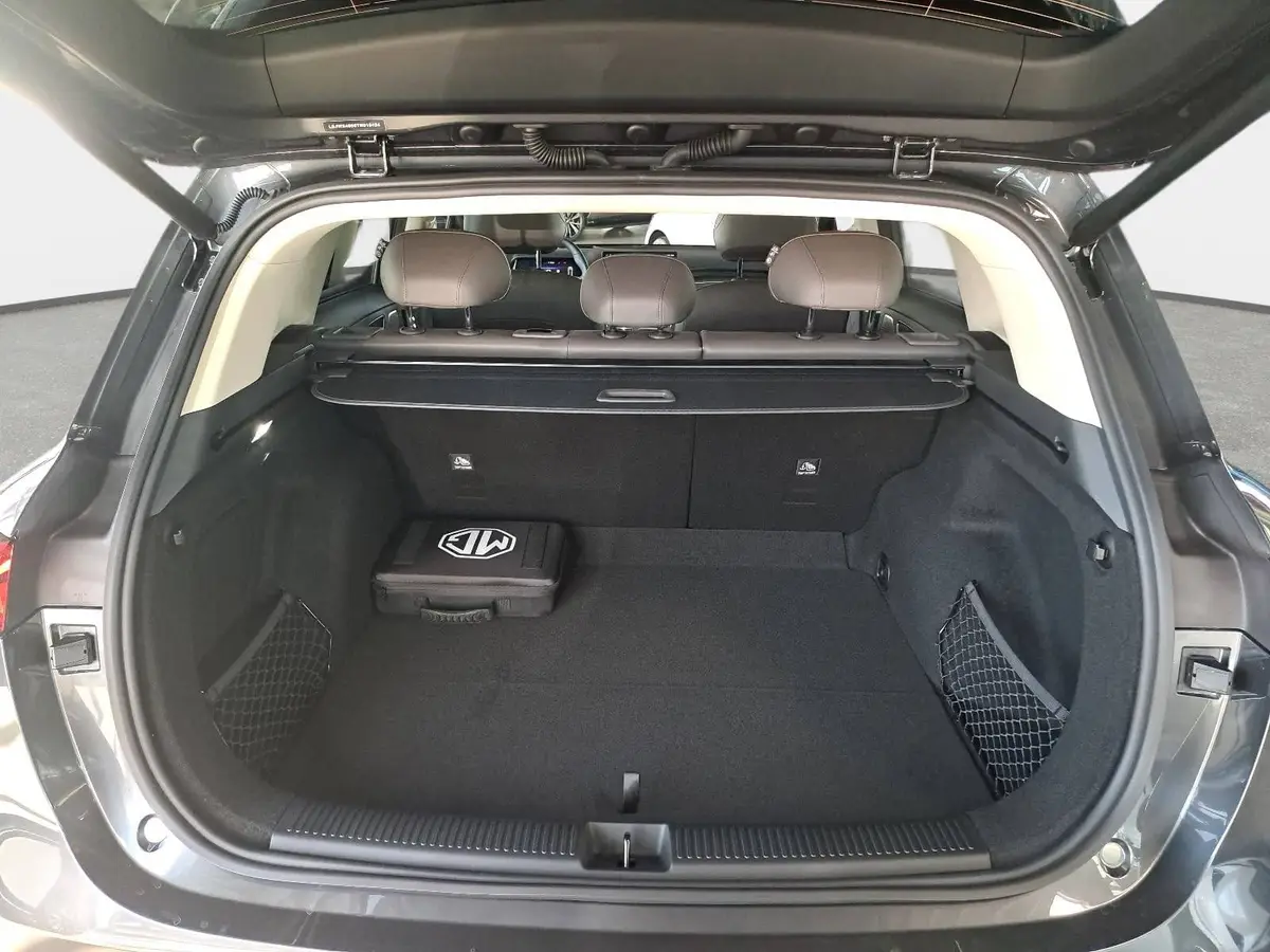 MG ANDERE EV FÖRDERFÄHIG 77 KWH LUXURY AWD PANORAMA LEDER 20-ZOLL