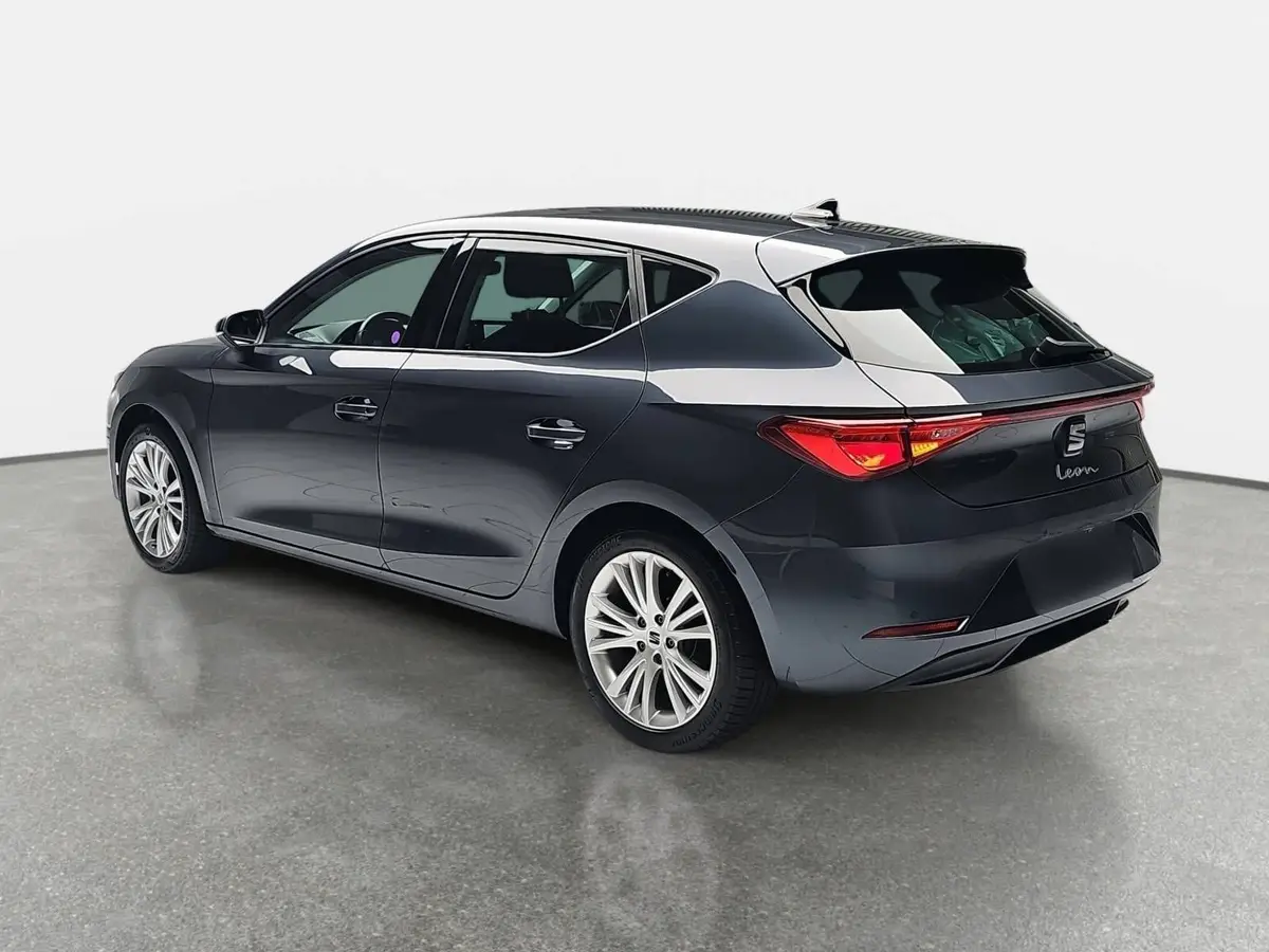 SEAT LEON 1.5 ETSI DSG STYLE NAVI LED KAMERA LM