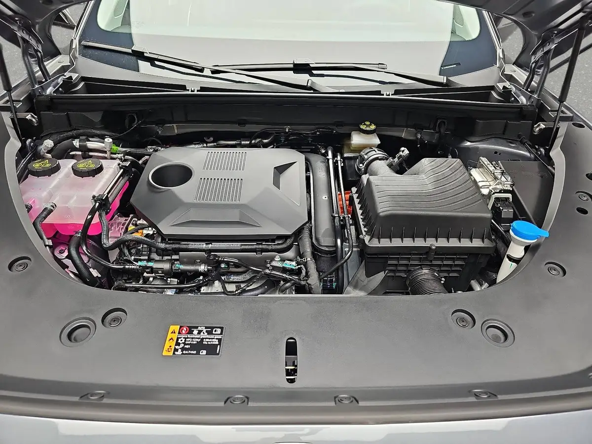 MG HS 1.5 PLUG-IN-HYBRID LUXURY LEDER 360-GRAD-KAMERA 19-ZOLL-LM