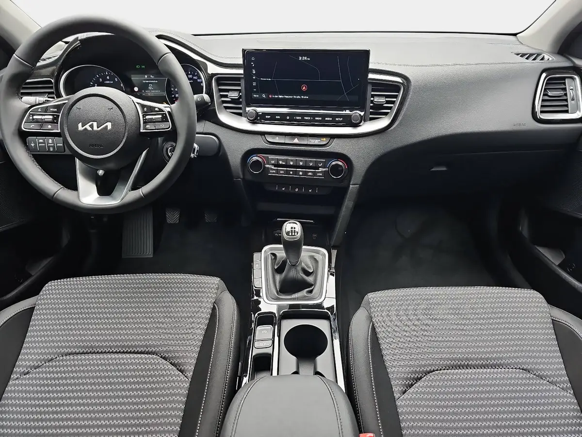 KIA CEED 1.5 T-GDI SPIRIT