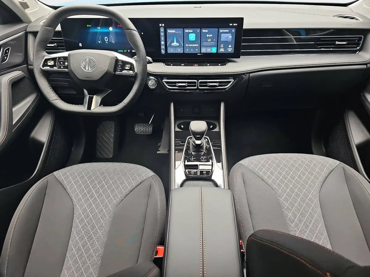 MG HS 1.5 PLUG-IN-HYBRID MY25.5 COMFORT NAVI LED-LICHT 19-ZOLL-LM