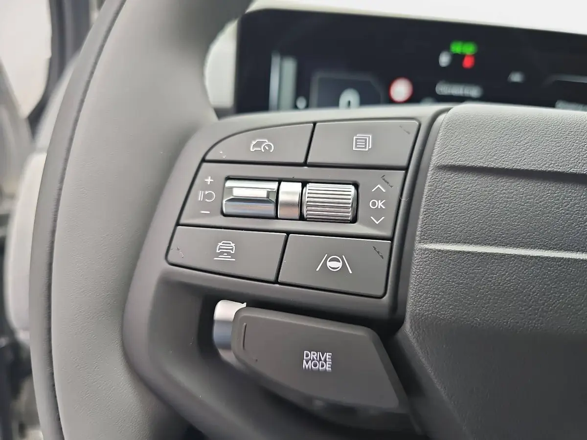 KIA EV3 81.4 KWH EARTH MJ27 WINTER-CONNECT BUSINESS UPGRADE DRIVEWISE-PARK