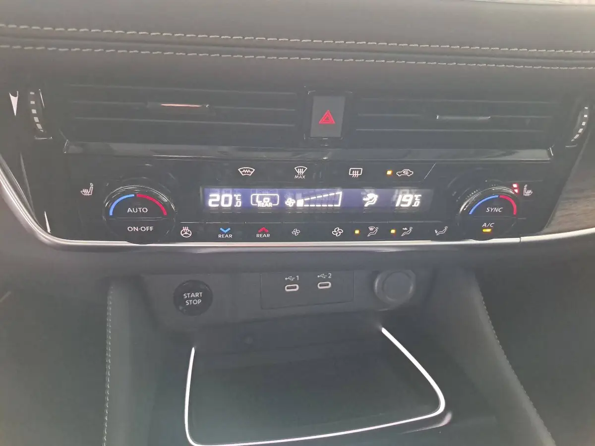 NISSAN X-TRAIL 1.5 VC-T E-4ORCE 4X4 AUTO. MJ26 TEKNA PANORAMA