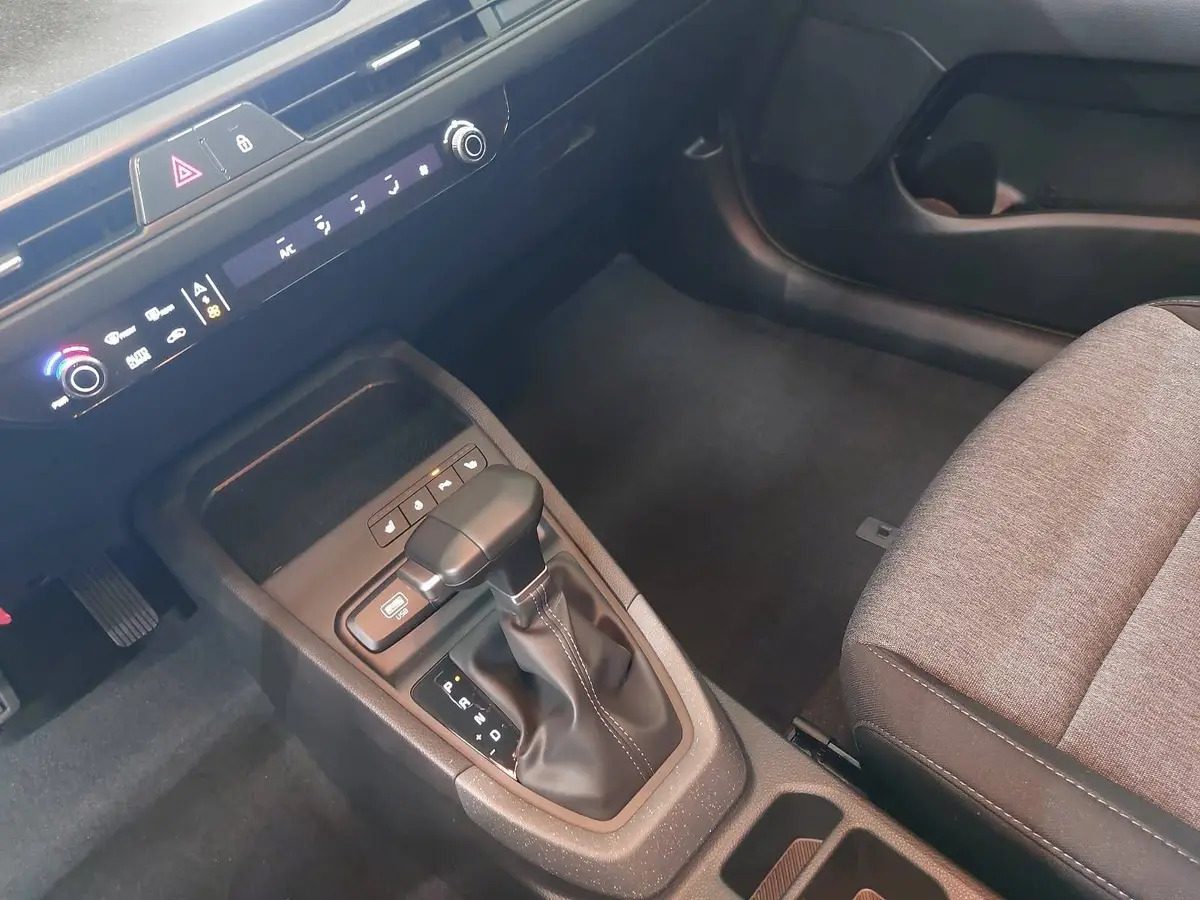 KIA STONIC 1.0 T-GDI 100 DCT VISION MJ26 SITZH. NAVI