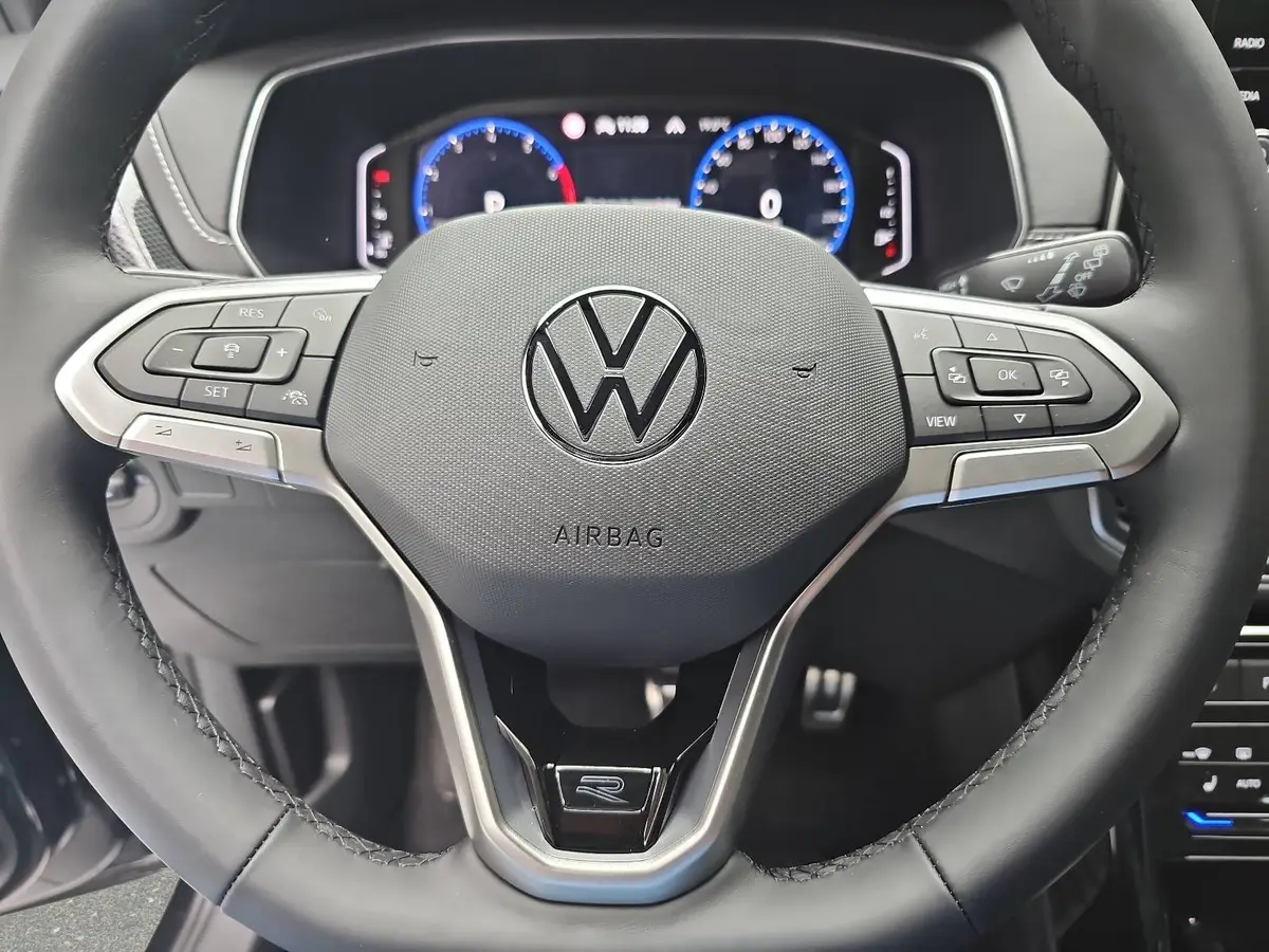 VW T-CROSS 1.0 TSI DSG R-LINE IQ-LED ACC WINTER SICHT KAMERA 