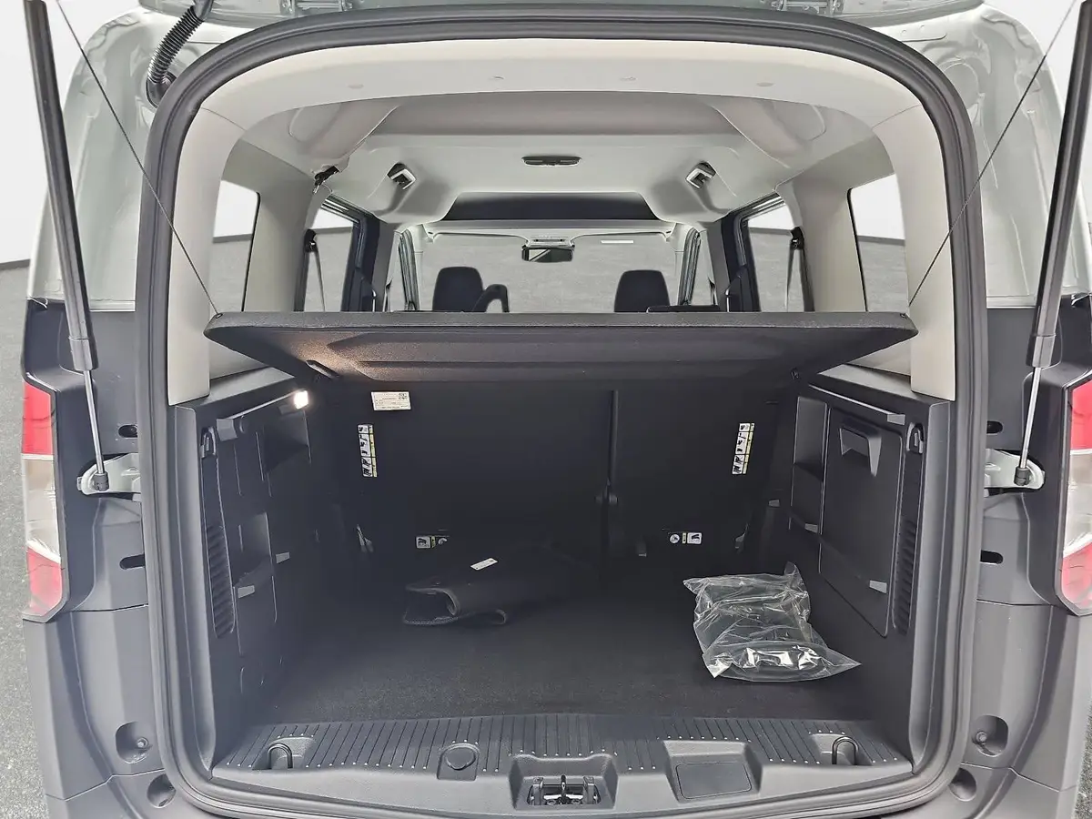 FORD TOURNEO COURIER 1.0 EB AUT. ACTIVE NAVI+ACC+WINTER+SPUR+KAMERA+LM