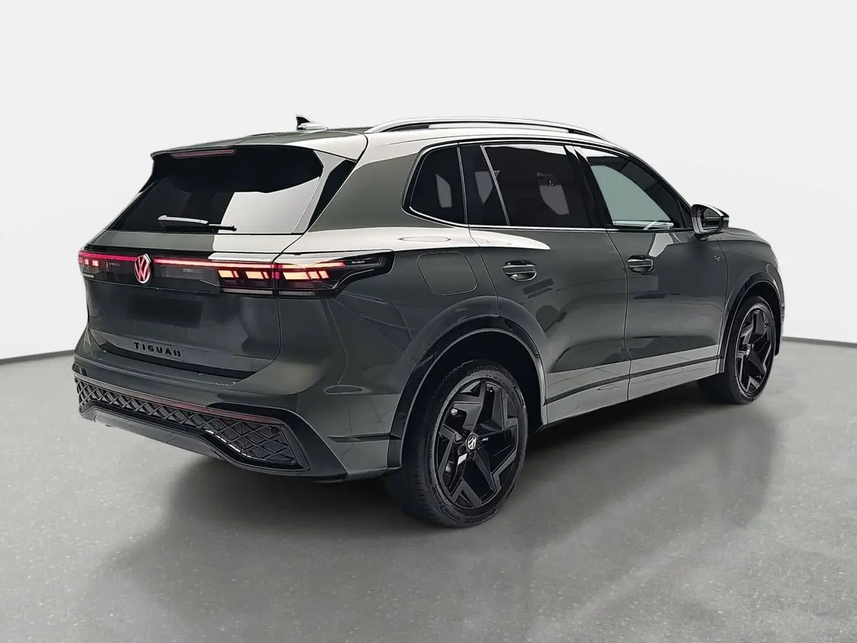 VW TIGUAN 1.5 ETSI DSG R-LINE NAVI LED PANO